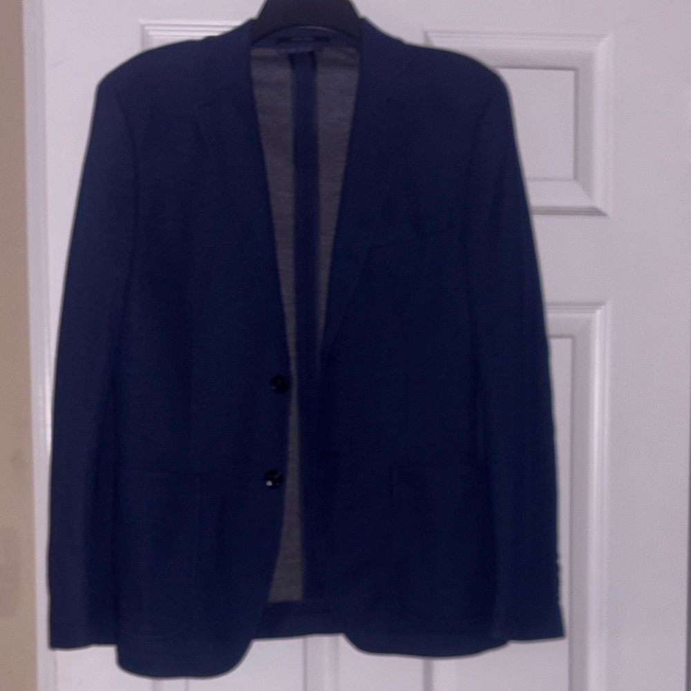 Bar III Navy Blue Sport Coat Blazer. Men 38 small great for any occasion.